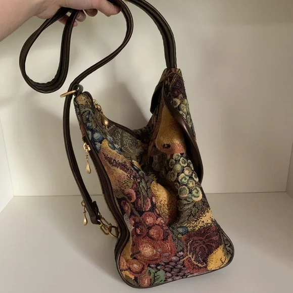 Vintage brocade purse backpack 2 in 1 - Picture 4 of 16